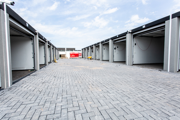 Pipelife SpaRc Infiltratie Box tussen garageboxen